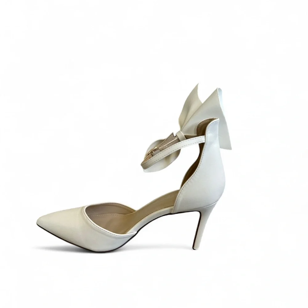 New With Box and Tags Lulus Lizaa White Bow Ankle Strap Pumps Size 7.5 - Picture 10 of 15